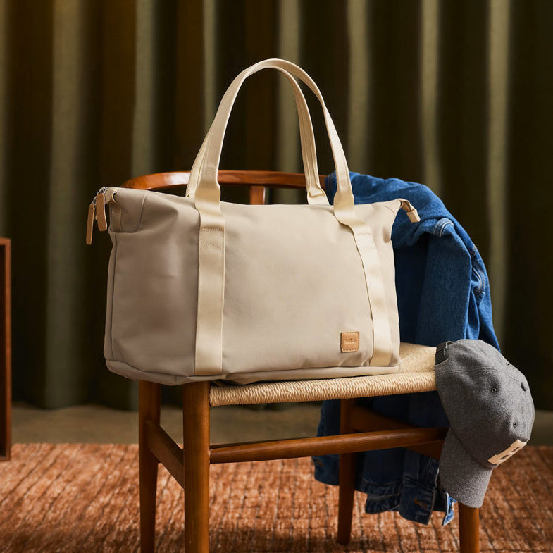 Classic Getaway Bag 28L - Tahini