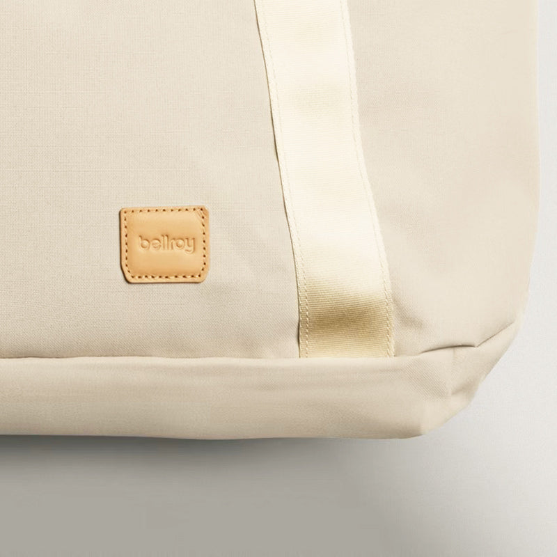 Classic Getaway Bag 28L - Tahini