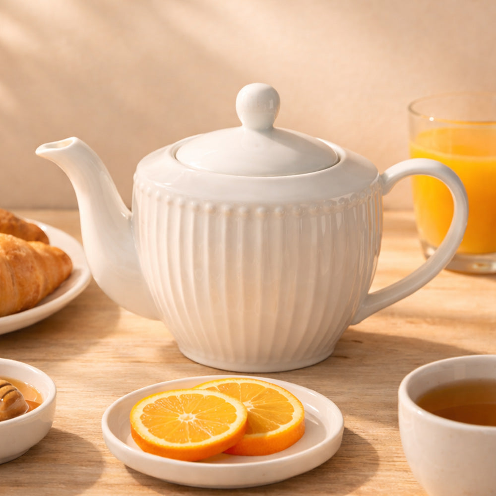 Aria Ceramic Teapot 900ml - White