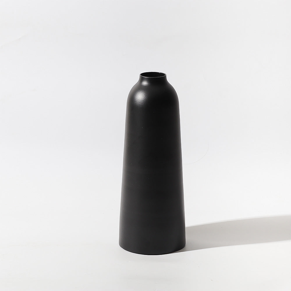 Aurora Metal Vase Medium - Black