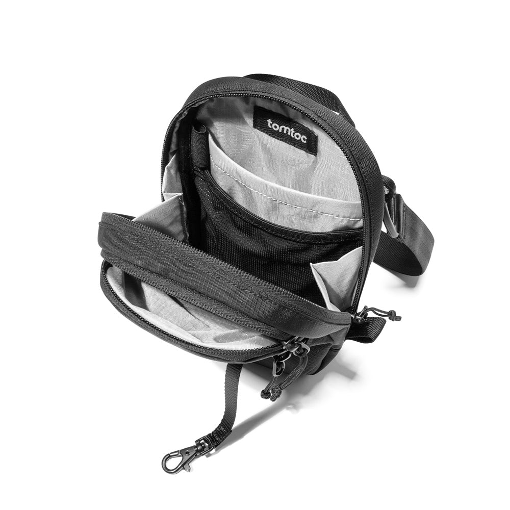 Aviator Travel Crossbody Bag - Black