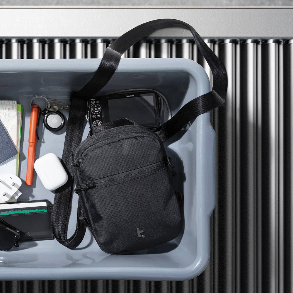 Aviator Travel Crossbody Bag - Black