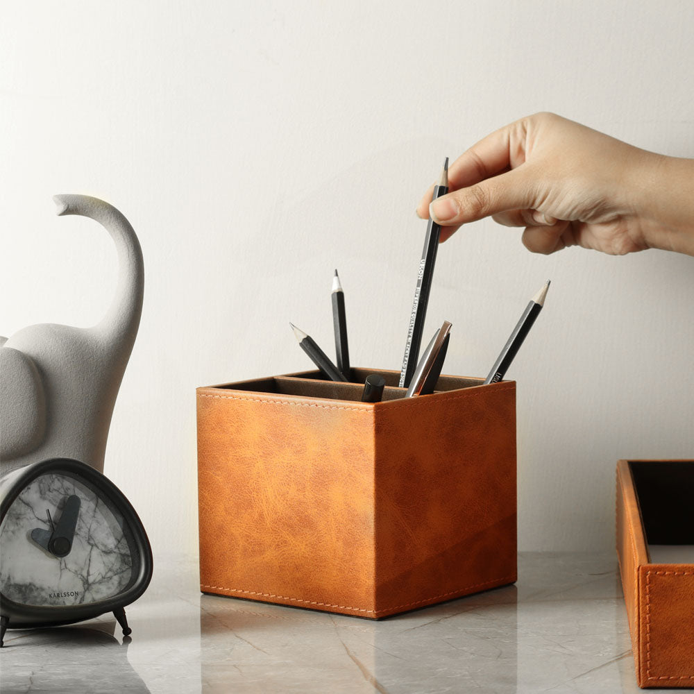 Barlow Pen Holder - Tan