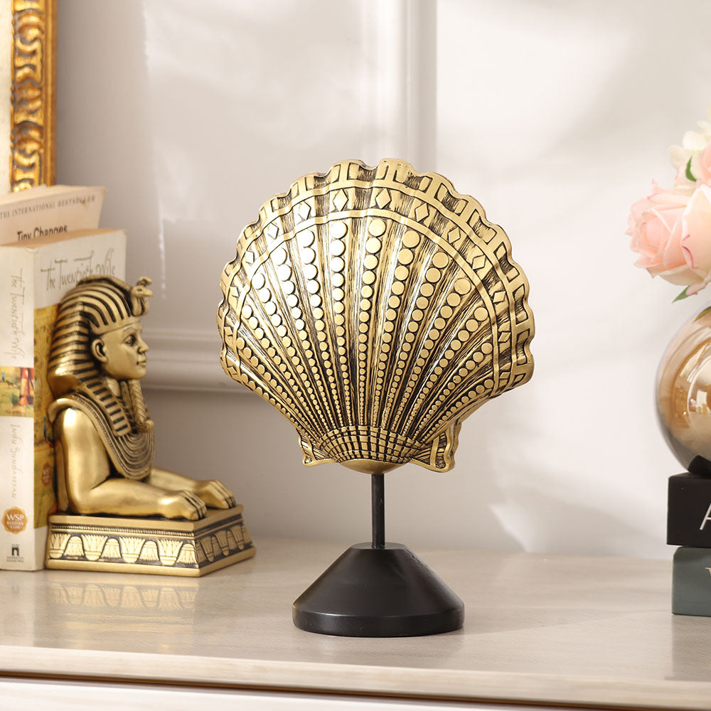 Patterned Scallop Sculpture - Black Gold