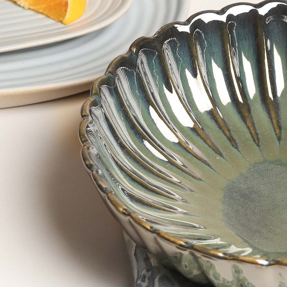 Bloom Serving Bowl - Jade