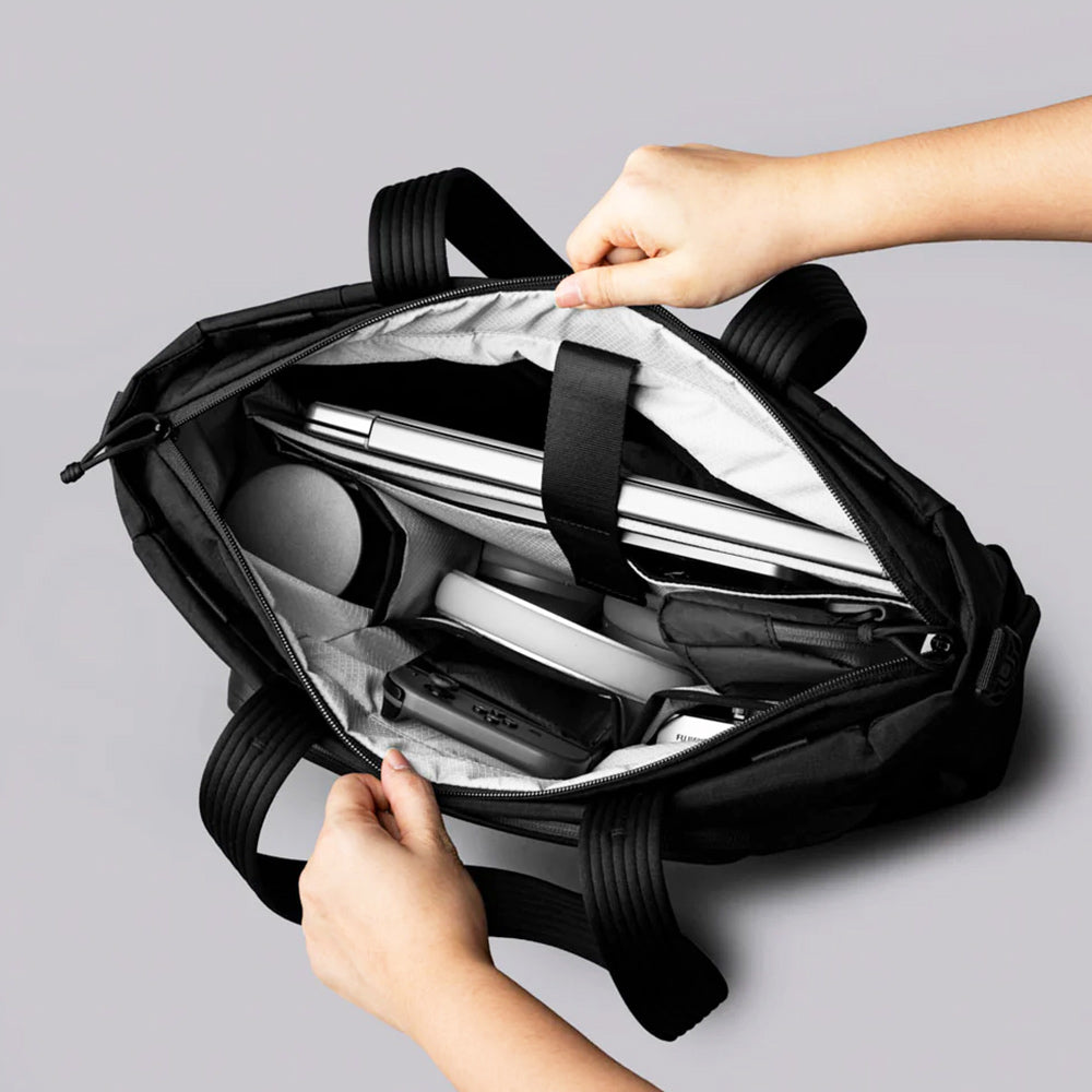 Bravo Tote V2 - Axoflux Black