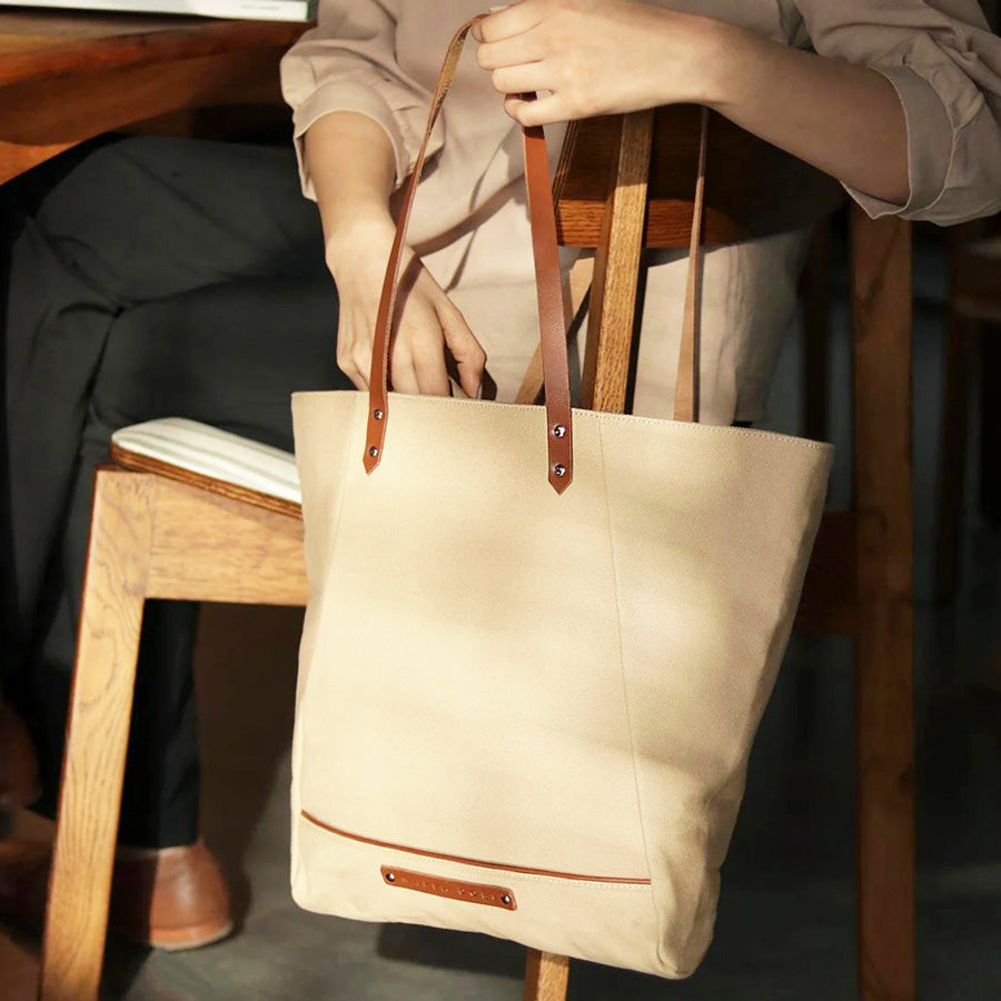 Carryall Tote Bag - Beige