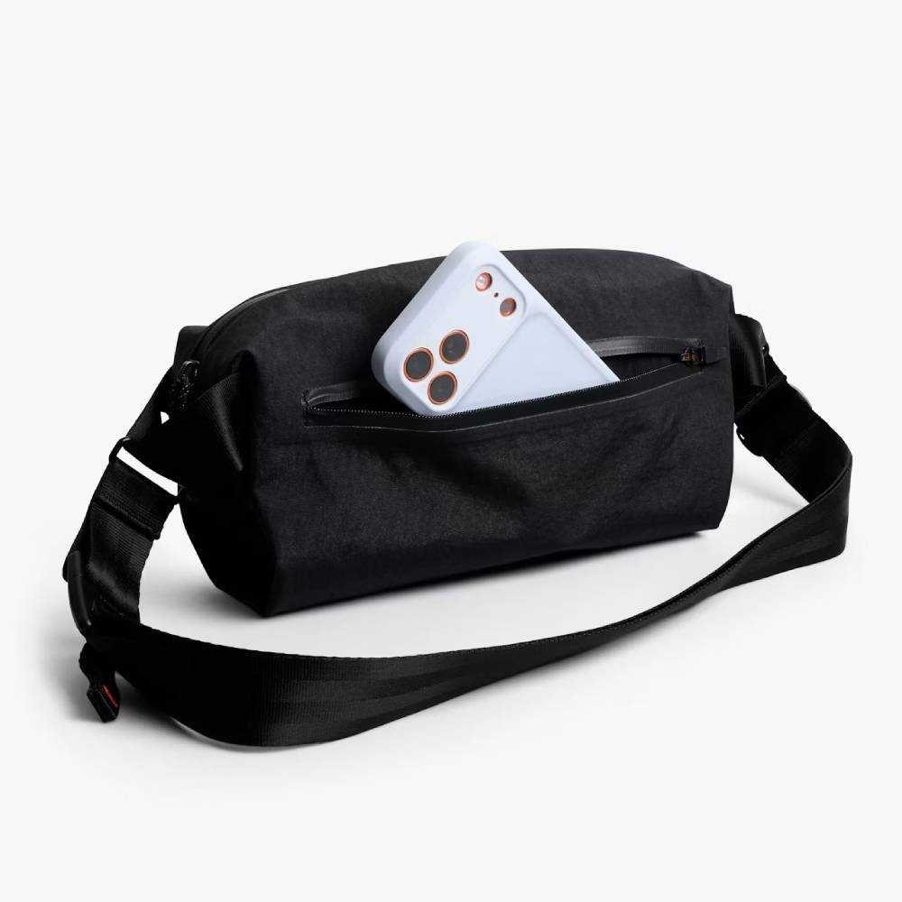 Carryology Essentials Sling Bag 4L - Black Ash