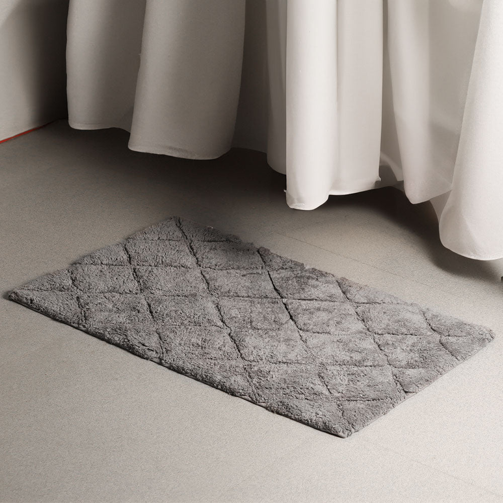 Celine Harlequin Tufted Bathmat - Grey