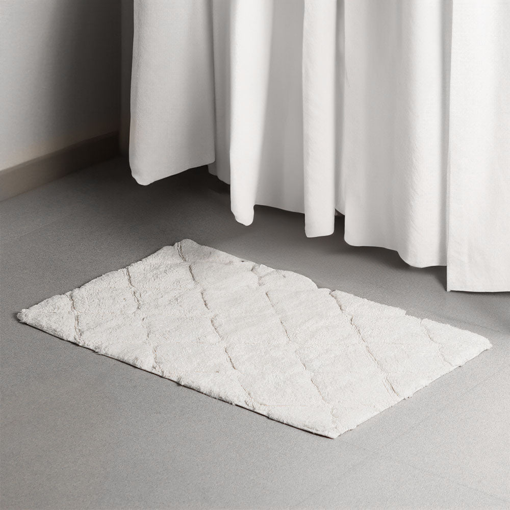 Celine Harlequin Tufted Bathmat - Ivory