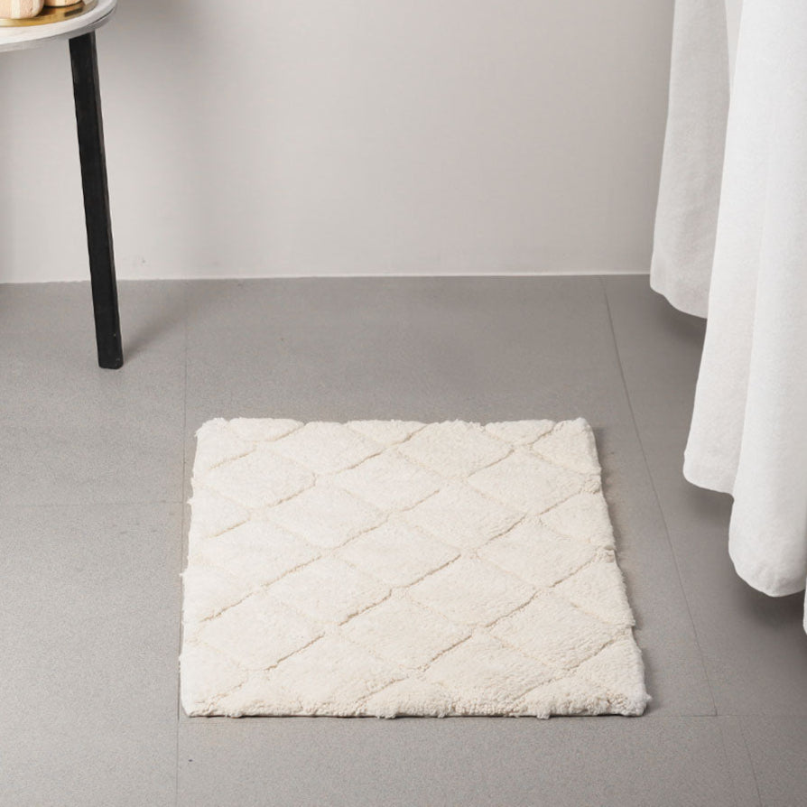 Celine Harlequin Tufted Bathmat - Ivory