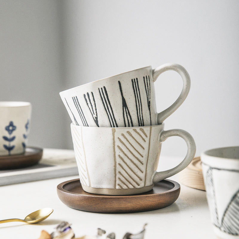 Ceramic Large Cup - Beige Lines