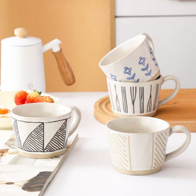 Ceramic Large Cup - Beige Lines