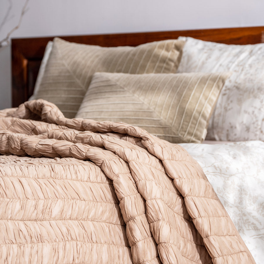 Chevron Quilted Cotton Quilt - Greige