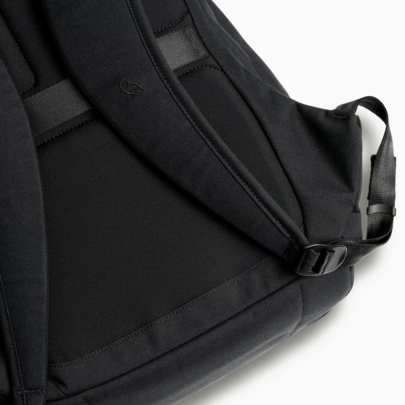 Classic Backpack Third Edition 20L - Black