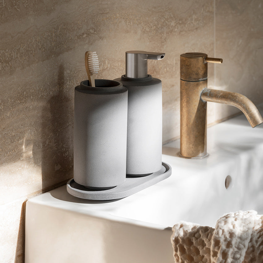 Creto Toothbrush Tumbler - Magnet