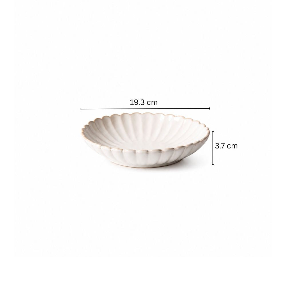 Scallop Quarter Plate - Ivory