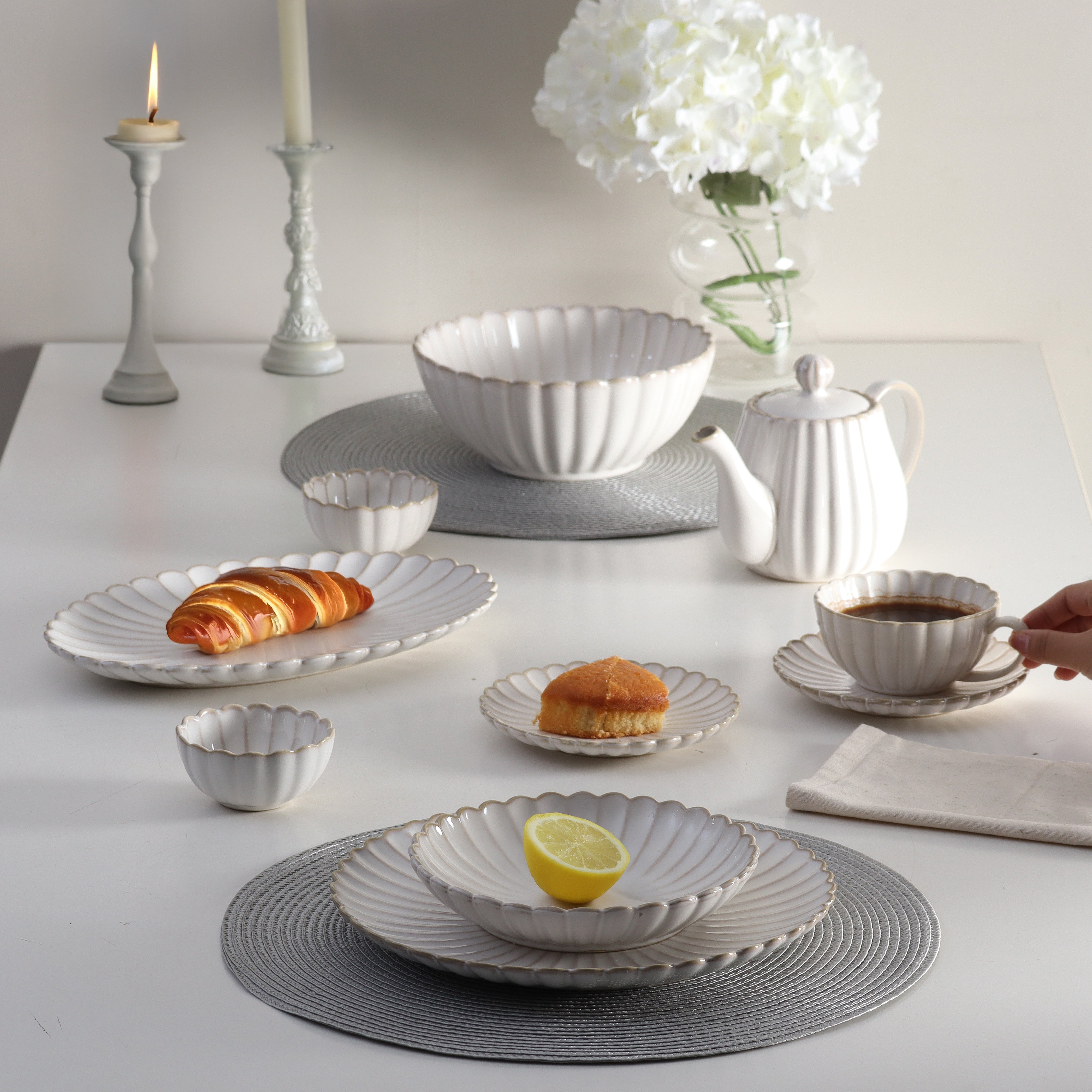 Scallop Cup With Saucer - Ivory
