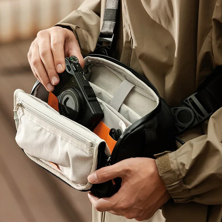 X-Modo Crossbody Organizer - Black