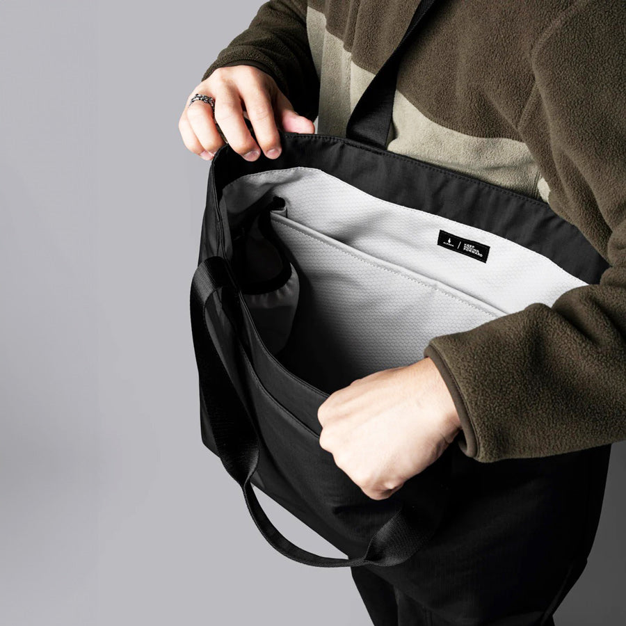 Elements Tote Bag 20L - Axoflux Black