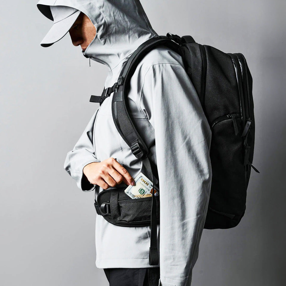 Elements Travel Backpack 35L - Axoflux Black