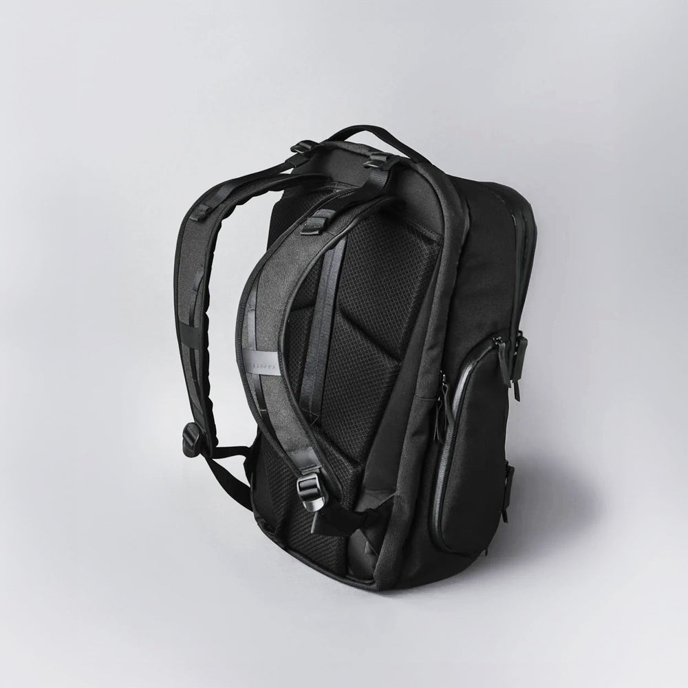 Elements Travel Backpack 35L - Axoflux Black