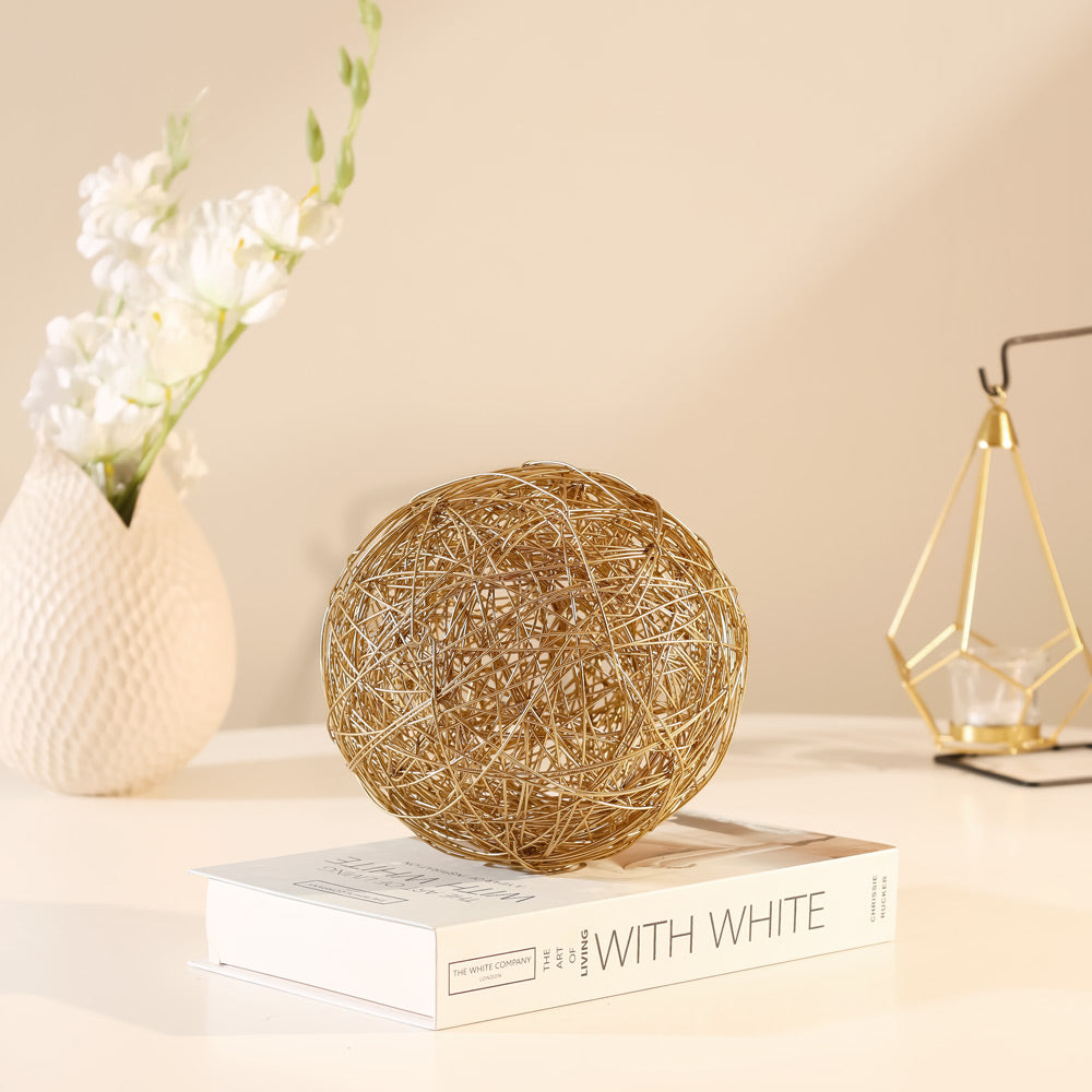 Entangle Ball Accent Large - Gold