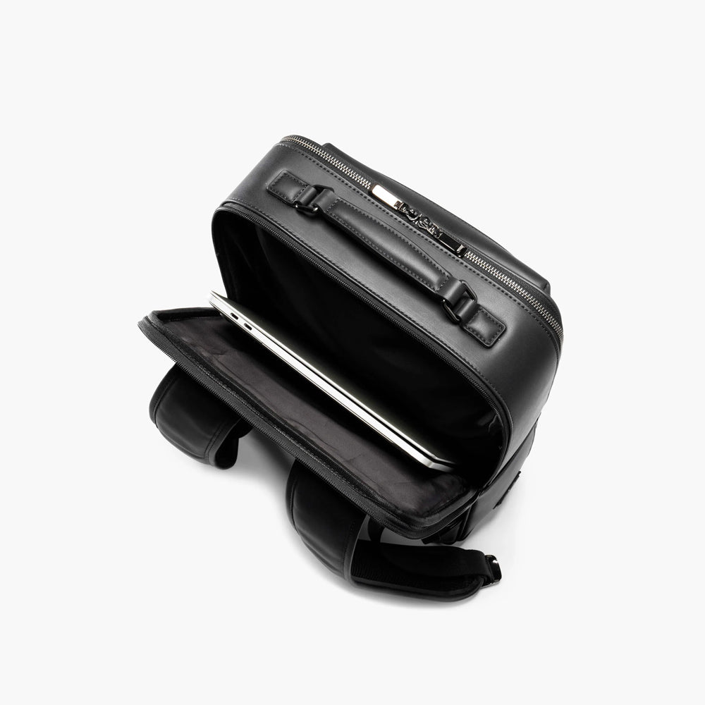 Explorer Light Backpack Plus 16L - Black