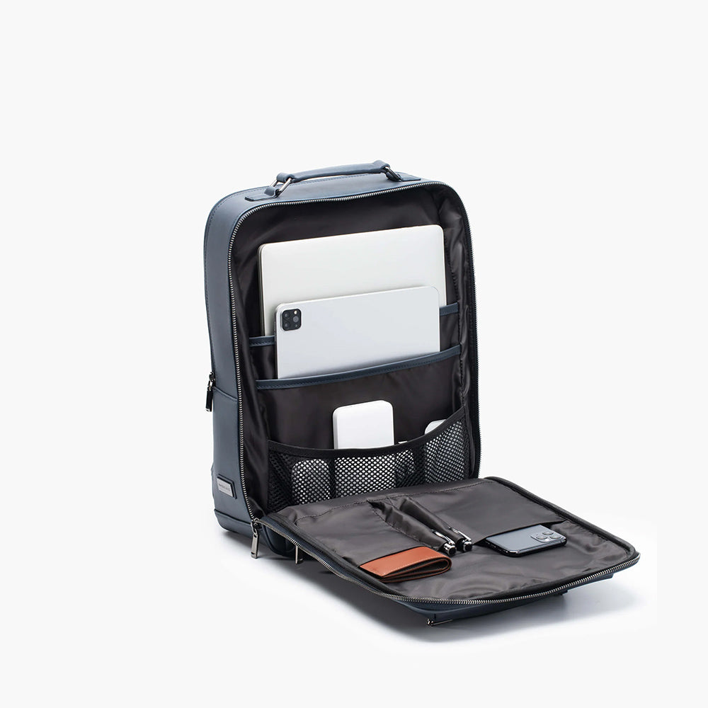 Explorer Light Backpack Plus 16L - Navy