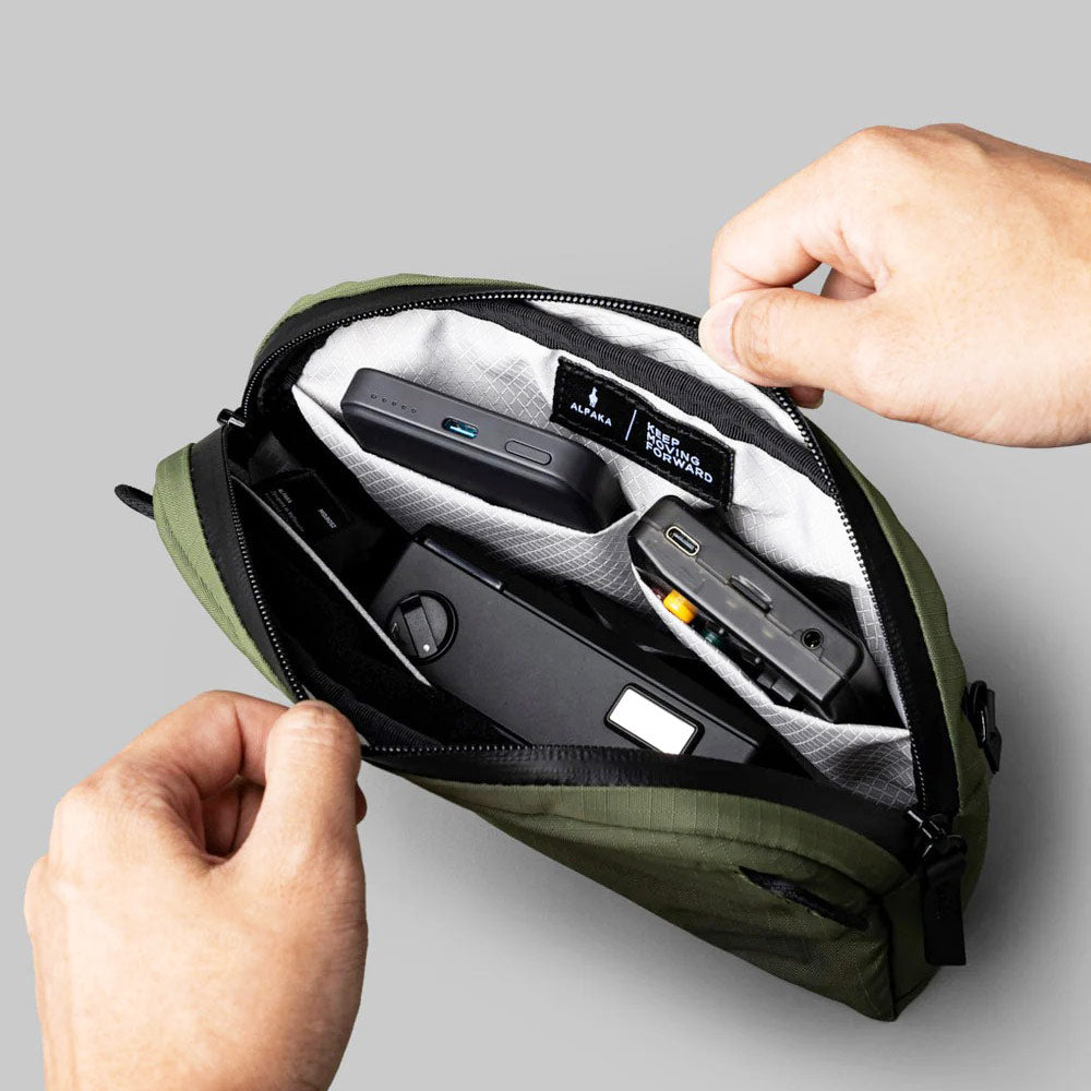 Flight Sling Bag 1L - Axoflux Green