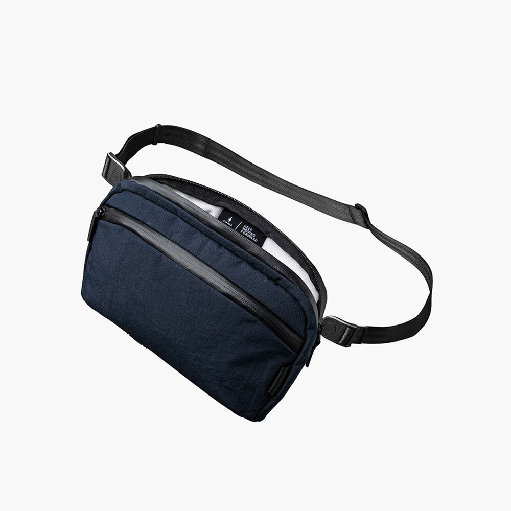 Flight Sling Bag 2L - Axoflux Moonlight Blue & Grey