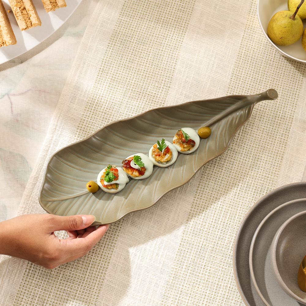 Folie Serving Platter - Army Green