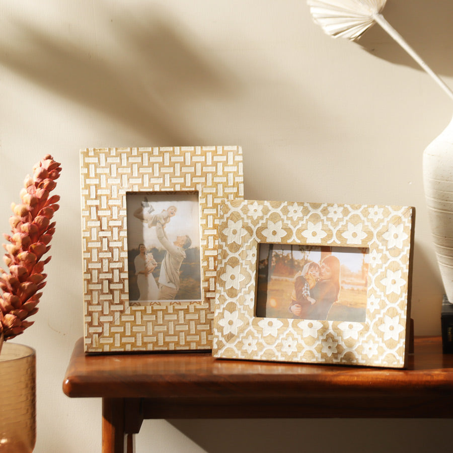 Relief Wooden Photo Frame Medium - Birch