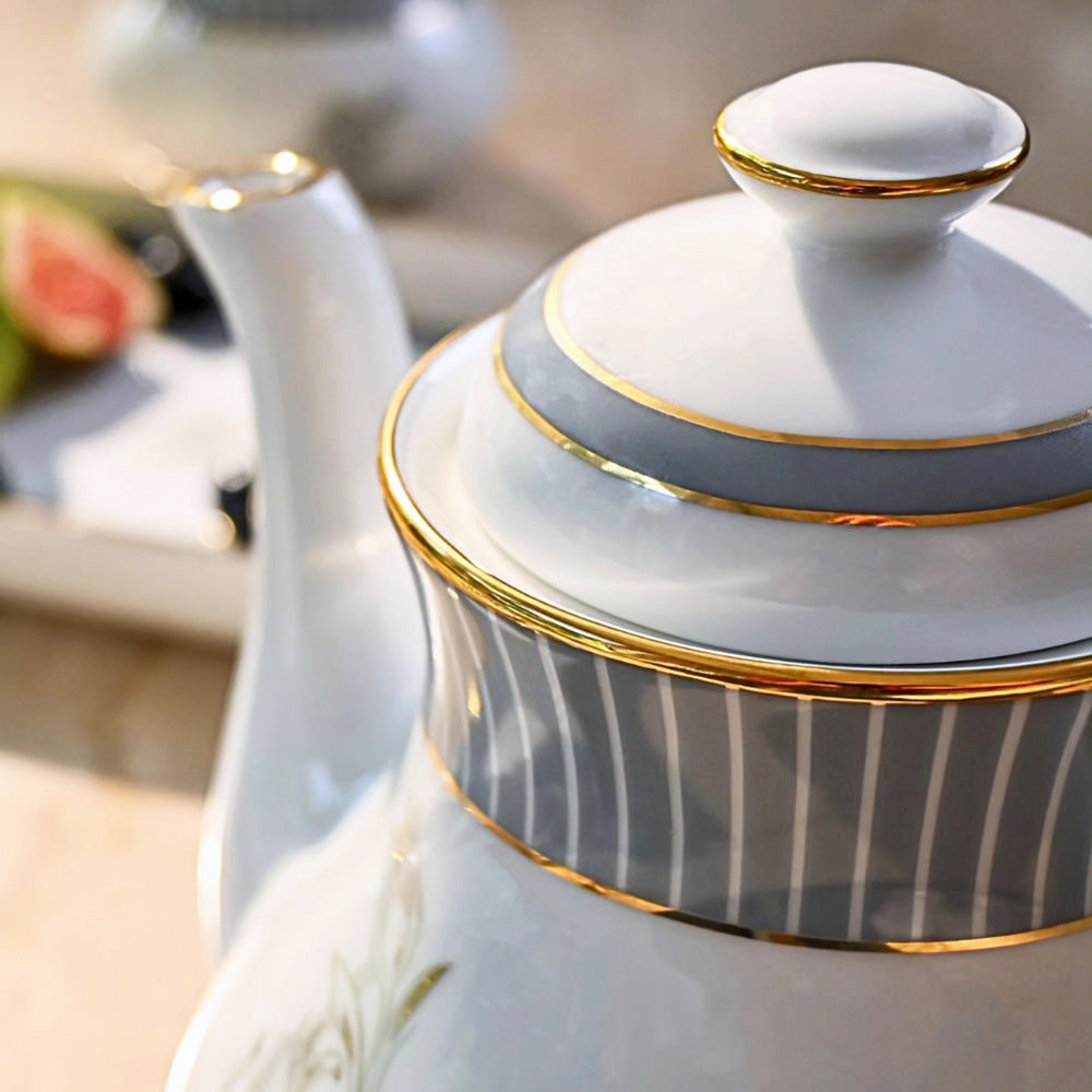 Grey Iris 17-piece Porcelain Tea Set