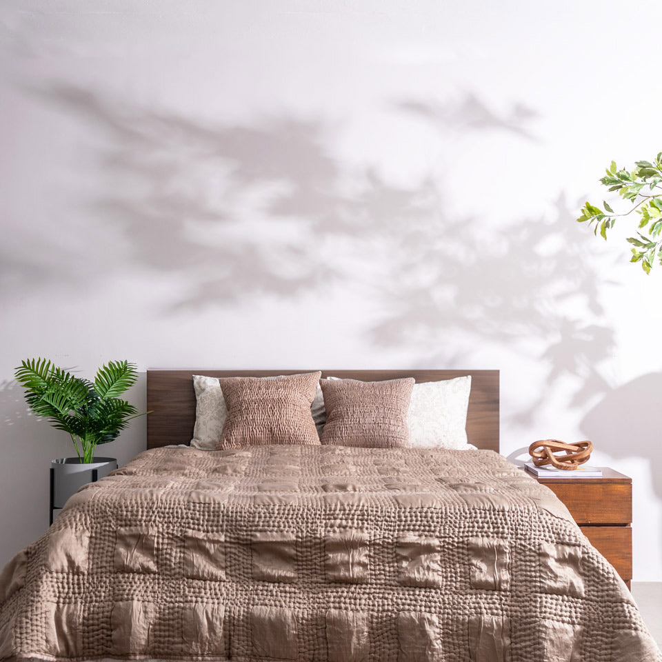 Grid Check Cotton Quilt - Mocha