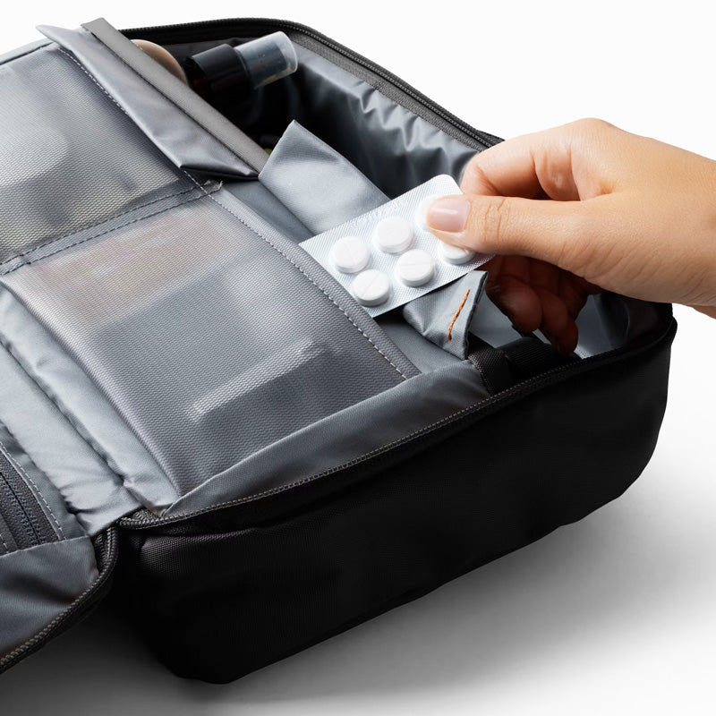 Hanging Toiletry Kit Plus - Black