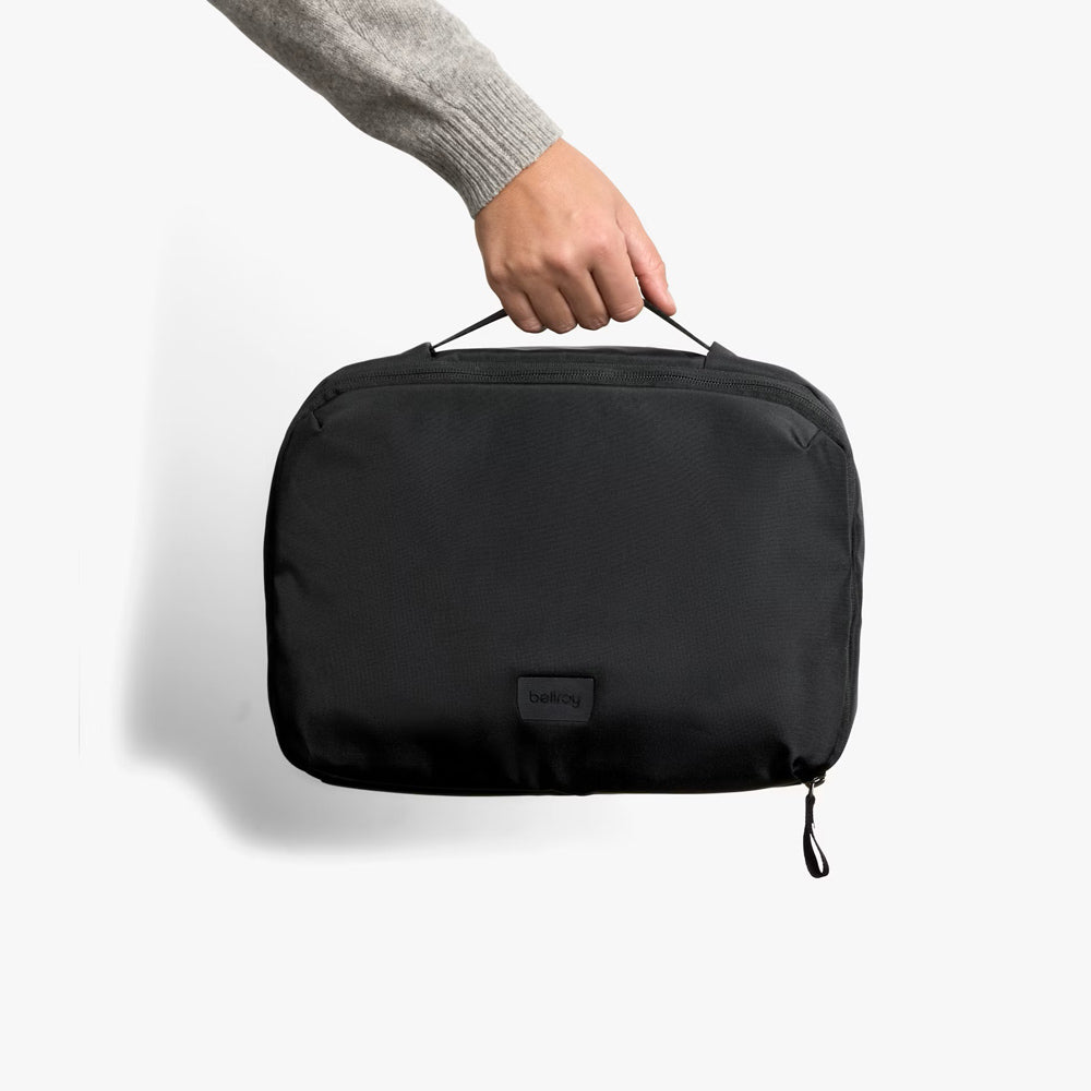 Hanging Toiletry Kit Plus - Black