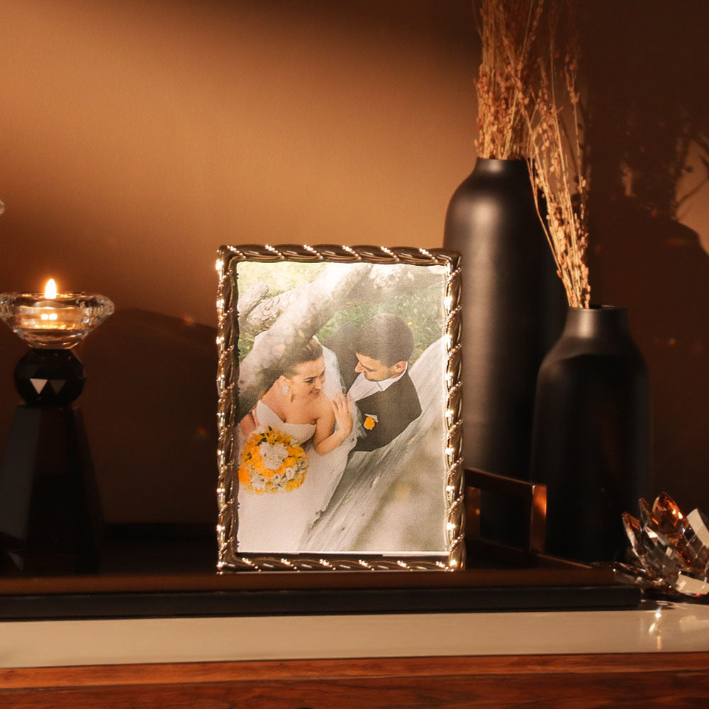 Helix Metal Photo Frame Large - Gold