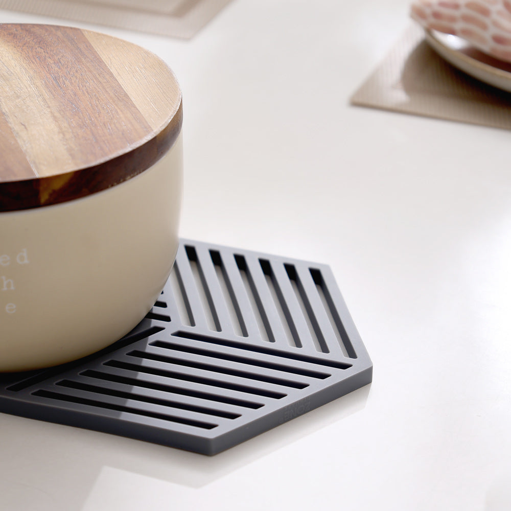 Hexagon Trivet Large - Cool Grey