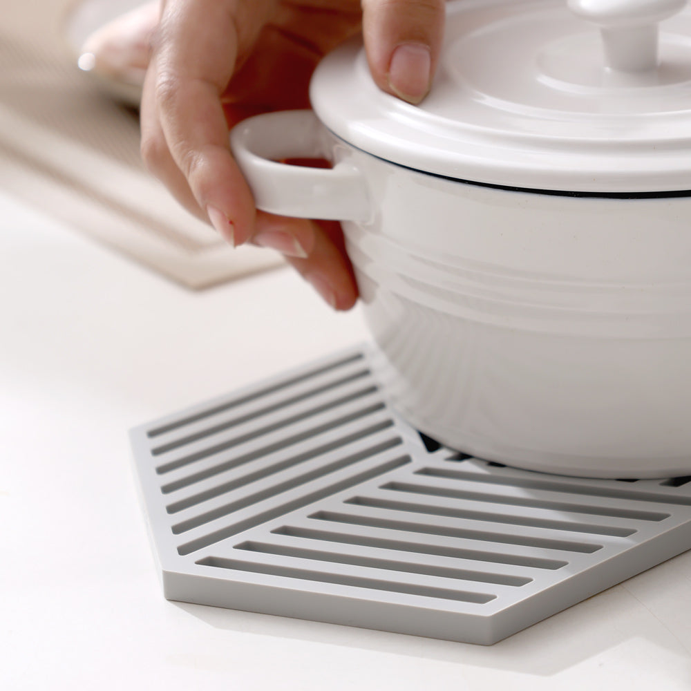 Hexagon Trivet Large - Warm Grey