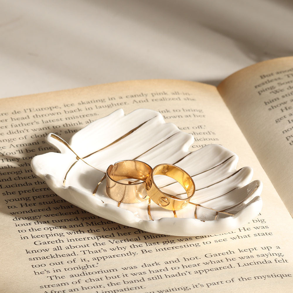 Holly Trinket Dish - Ivory