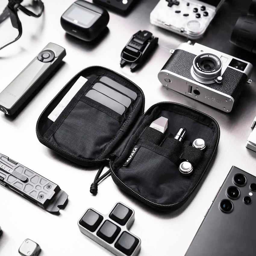 Hub Pouch V2 - Axoflux Black