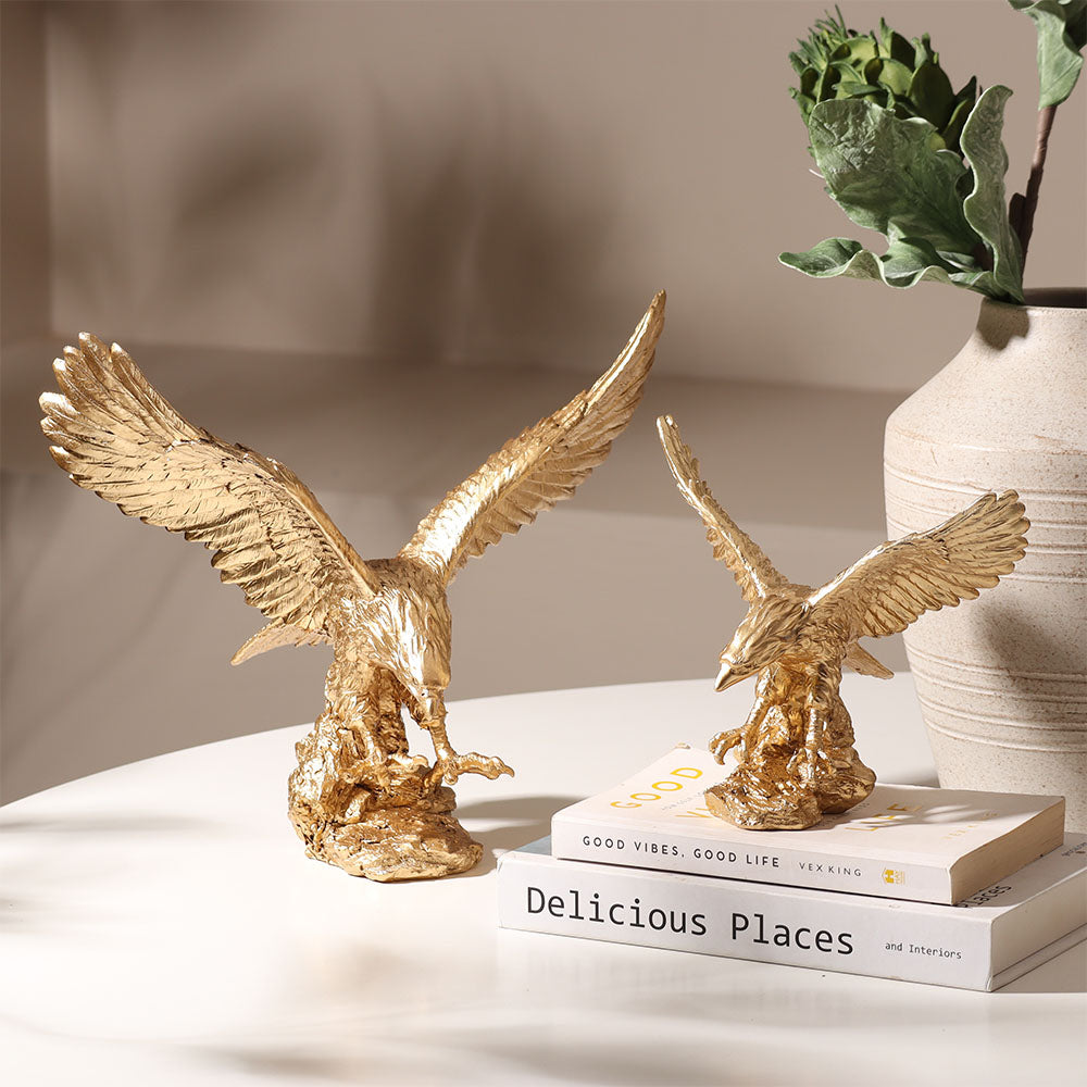 Hunting Eagle Sculpture Small - Gold