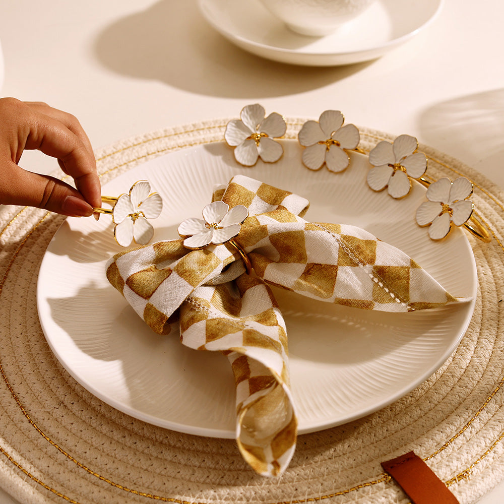 Magnolia Napkin Rings, Set of 6 - White