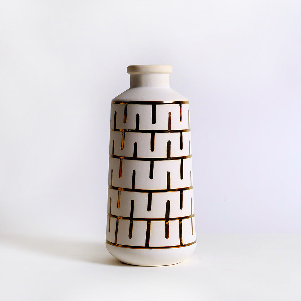 Orlo Ceramic Vase Large - White Gold