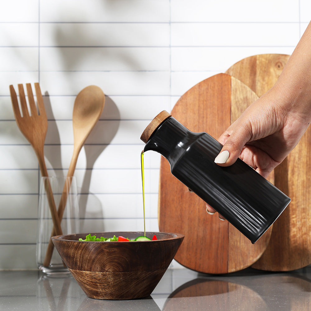 Lines Ceramic Oil Bottle - Black