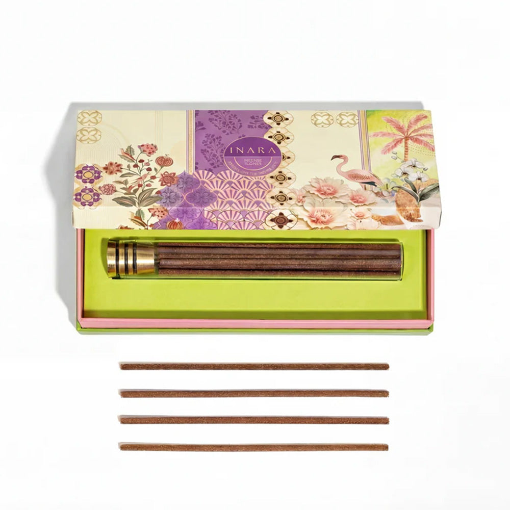 Incense Sticks with Holder - Cedarwood & Musk