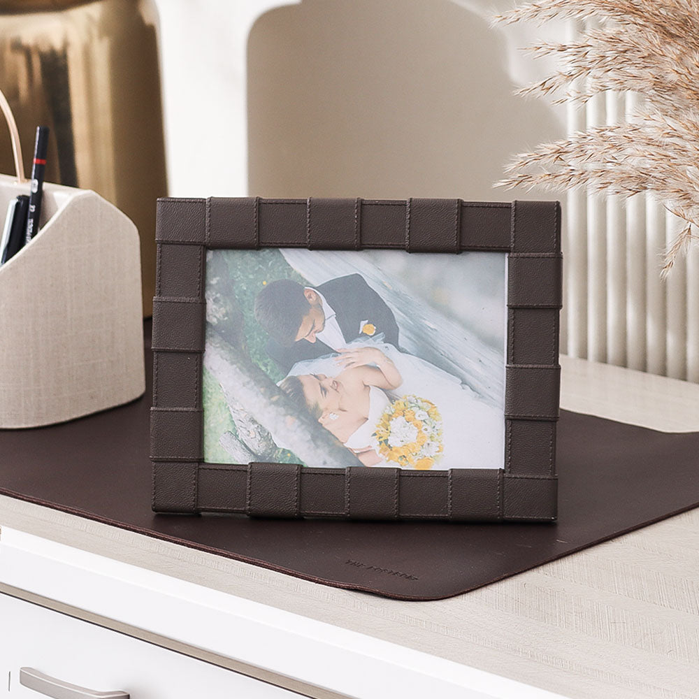 Lattice Photo Frame Large - Bistre Brown