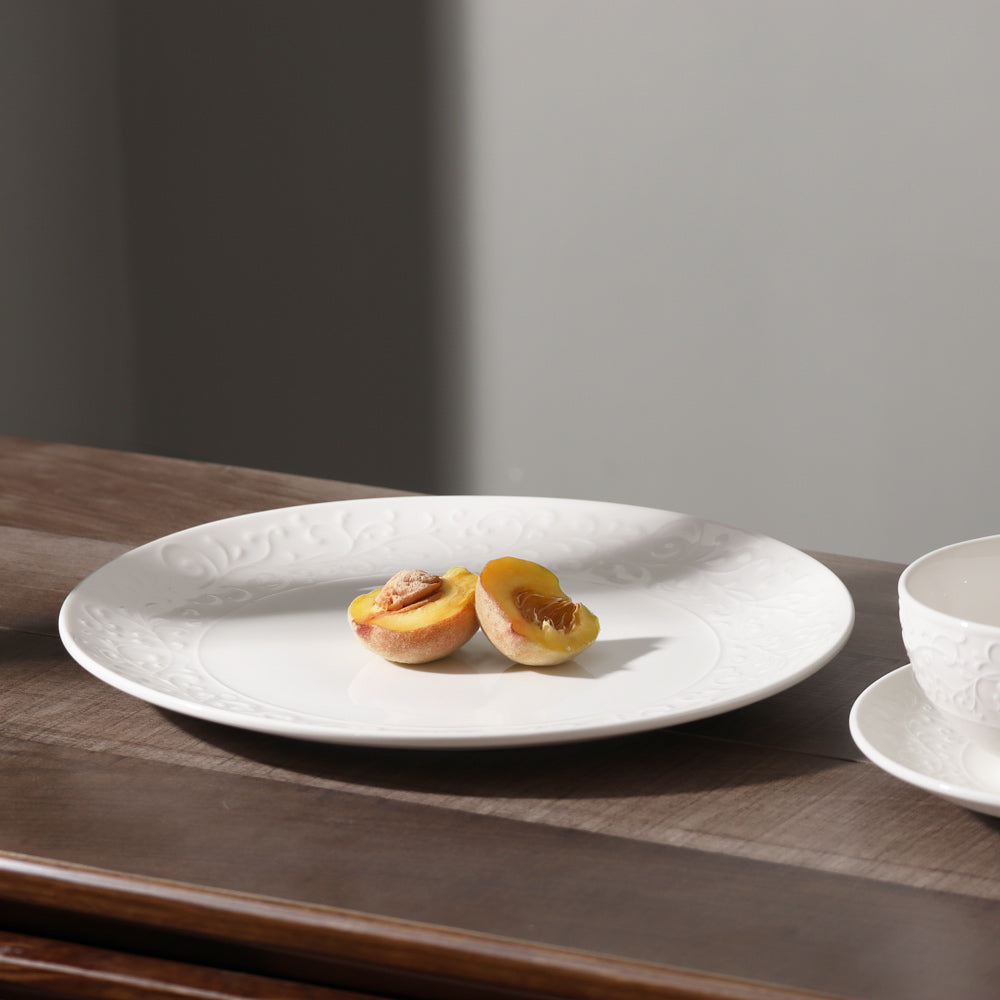 Ivy Dinner Plate - Ivory