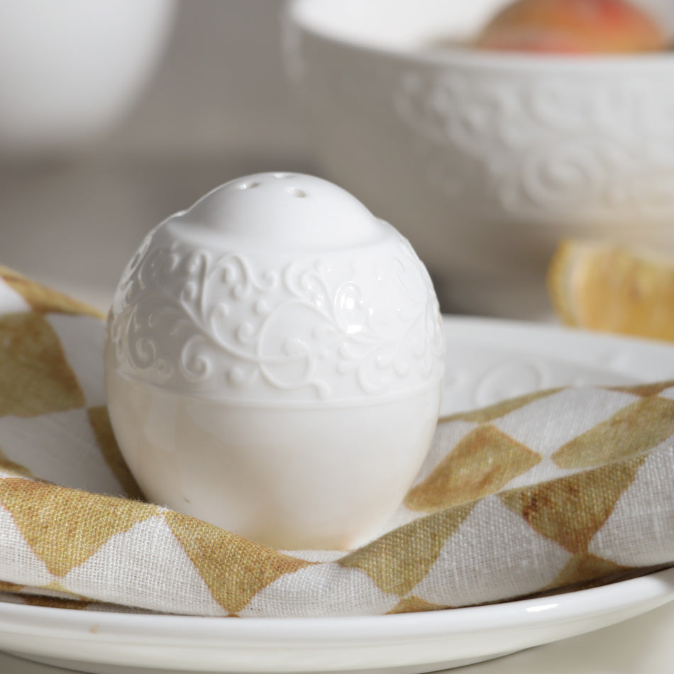 Ivy Salt Shaker - Ivory